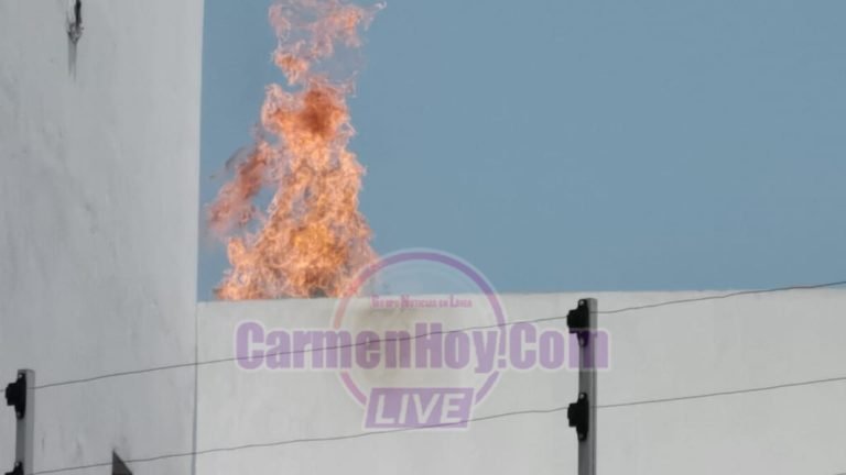 Residencia a punto de volar por gas estacionario