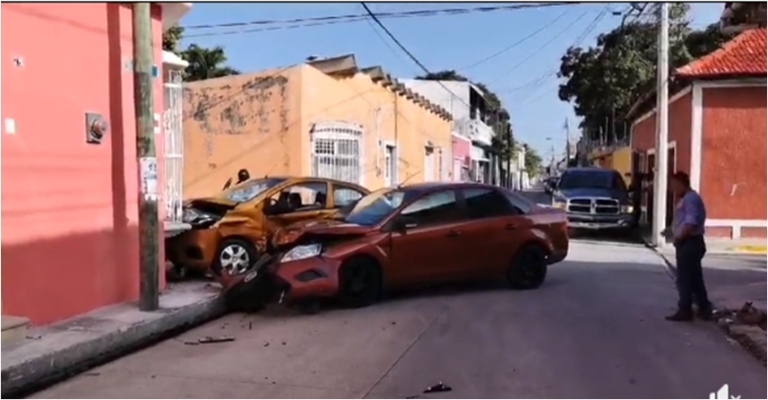 Accidente en la colonia Guanal