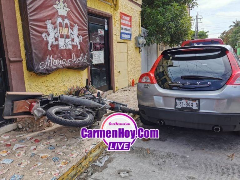 Motociclista se va contra hotel y un vehículo