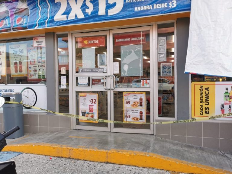 Ahora asaltan el oxxo de la colonia burócrata