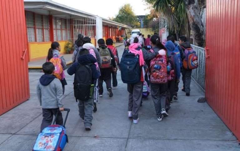 La SEP recorta 100% el presupuesto a Escuelas de Tiempo Completo y aumenta 64% a la Escuela es Nuestra