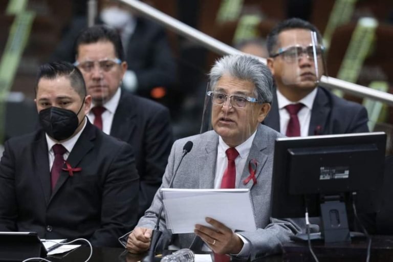 Funcionario Morenista en Veracruz dice: “CON MIL PESOS SE VIVE UN MES”