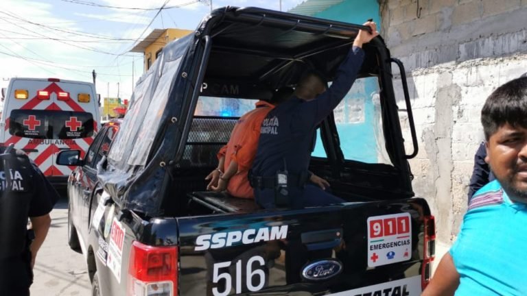 Poseído golpea a su madre y hermana