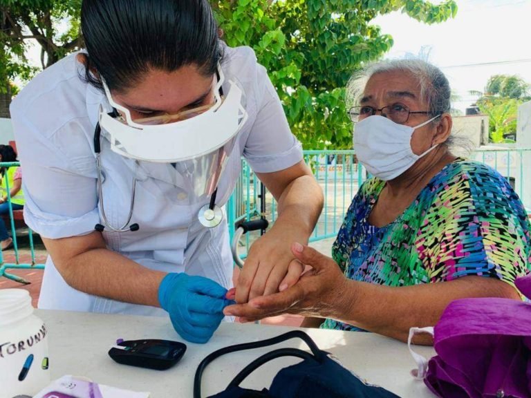 Igualdad y participación como promotoras del autocuidado de la salud: día internacional de la mujer