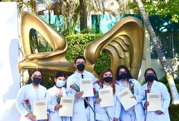 - Nueva generación de Médicos de la UNACAR, culminan el Internado Médico de Pregrado en diversos hospitales del Estado de Campeche - unacar