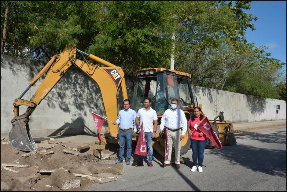 - PEMEX inicia pavimentación de la avenida Corregidora - pemex, h-ayuntamiento-del-carmen