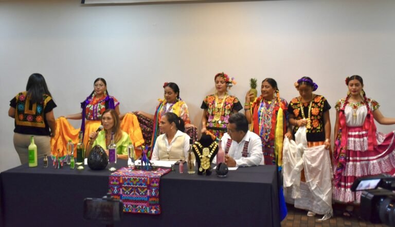 Les damos la bienvenida a la máxima fiesta de Oaxaca a Carmen