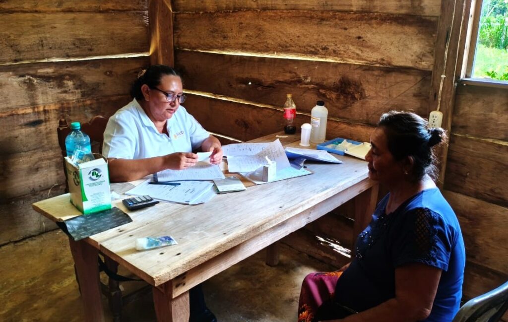 WhatsApp-Image-2025-08-22-at-8.49.06-PM-2-1024x649 Protegen a habitantes de la Peregrina con acciones de salud en tu barrio