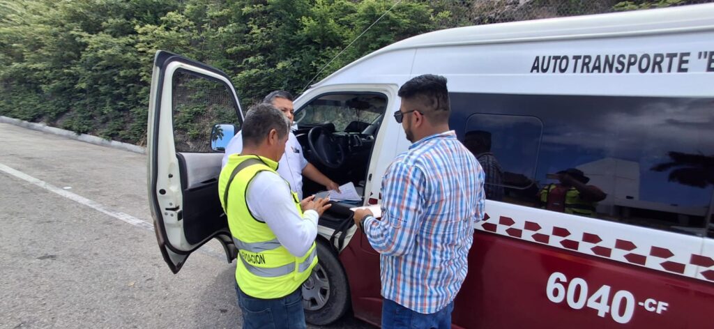 WhatsApp-Image-2025-08-28-at-5.21.19-PM-3-1024x472 ARTEC Y Guardia Nacional se coordinan para llevar a cabo operativos de verificación al transporte público en Campeche