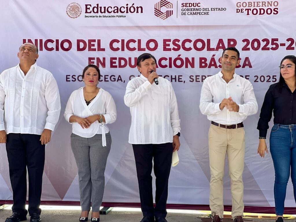 WhatsApp-Image-2025-09-01-at-11.11.12-AM-1024x768 Víctor Sarmiento Inaugura Ciclo Escolar 2025-2026 en primaria de Escárcega