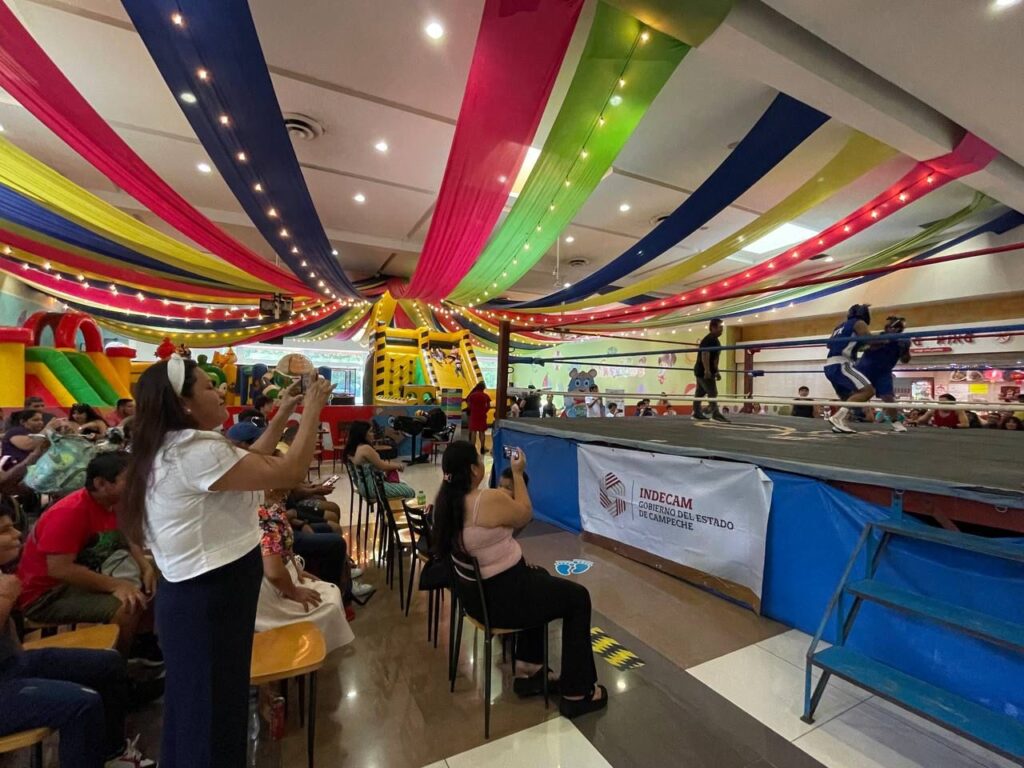 WhatsApp-Image-2025-09-18-at-11.46.09-AM-1024x768 Espectacular tarde de Boxeo en Carmen: Más de 40 Atletas Amateur encendieron la Plaza Palmira