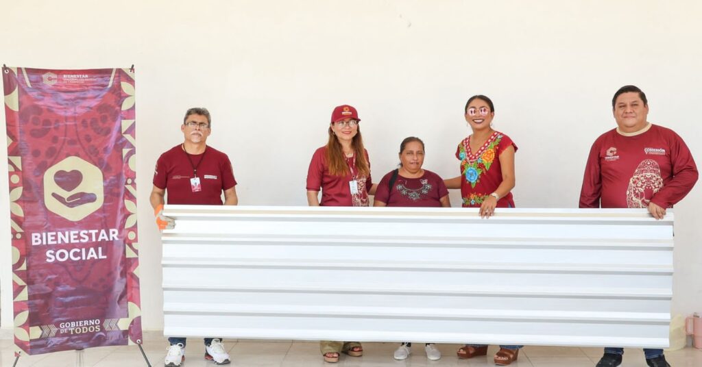 WhatsApp-Image-2025-09-18-at-11.46.10-AM-2-1024x536 Bienestar entrega láminas a favor de familias en Lerma y Samulá