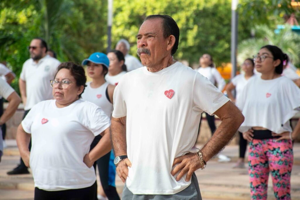 WhatsApp-Image-2025-09-30-at-8.43.50-AM-2-1024x682 Conmemoran Día Mundial del Corazón con actividad física