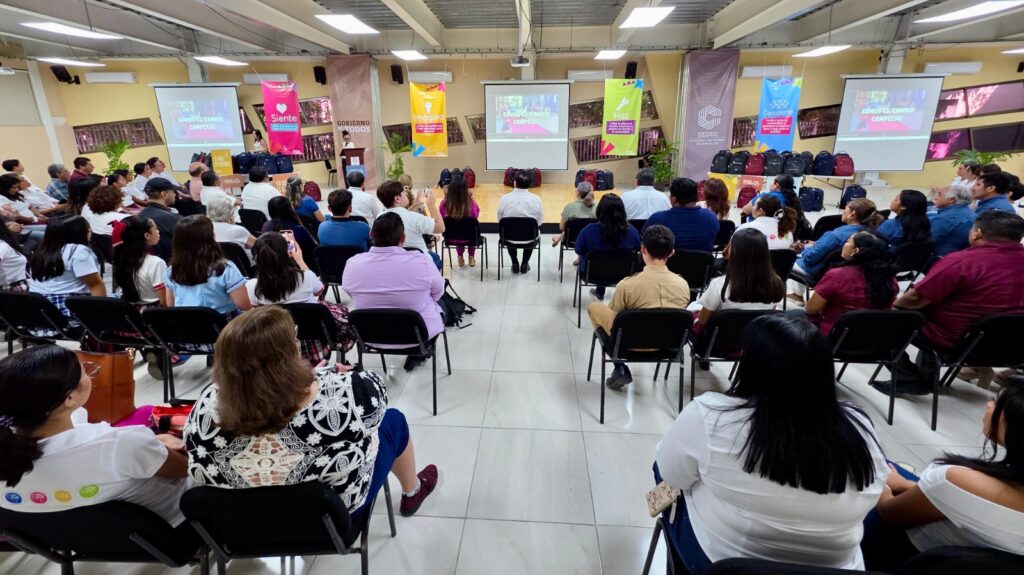 WhatsApp-Image-2025-10-02-at-8.57.09-PM-3-1024x575 Entrega SEDUC reconocimientos a equipos destacados del programa Somos El Cambio