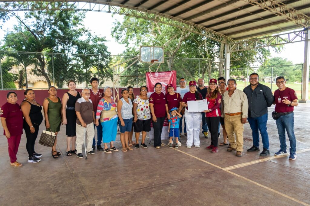 WhatsApp-Image-2025-10-14-at-7.19.36-PM-1-1024x682 Bienestar Entrega Órdenes de Pago para Rehabilitar Espacios Públicos en Localidades del Municipio de Campeche