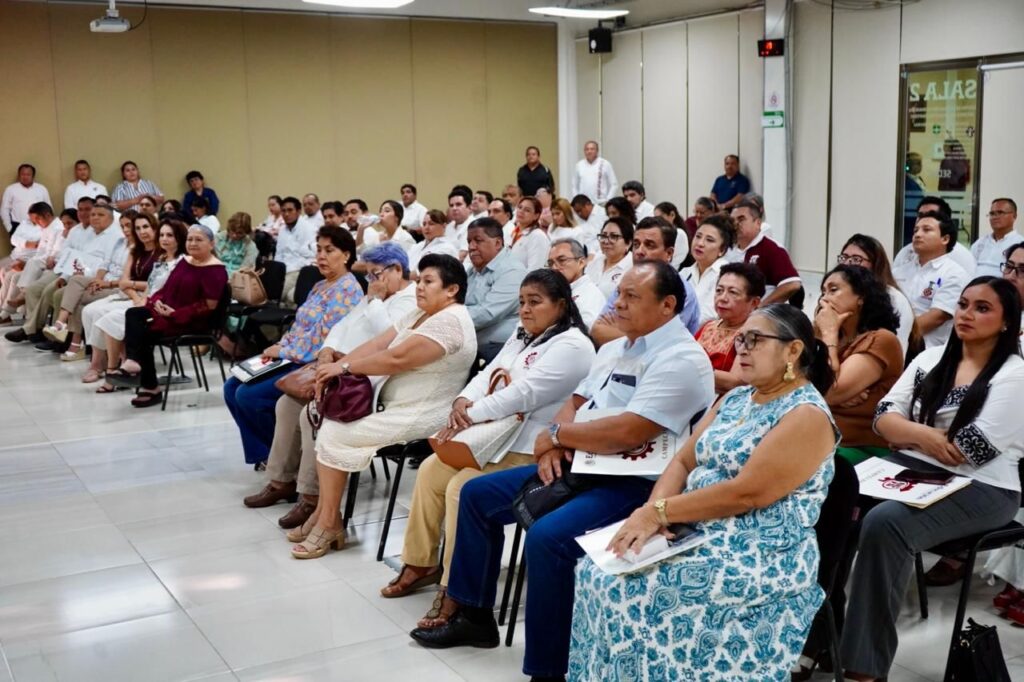 WhatsApp-Image-2025-10-16-at-12.39.42-PM-2-1-1024x682 Reunión Estatal de Directivos de la DGETI llega a su Clausura en Campeche
