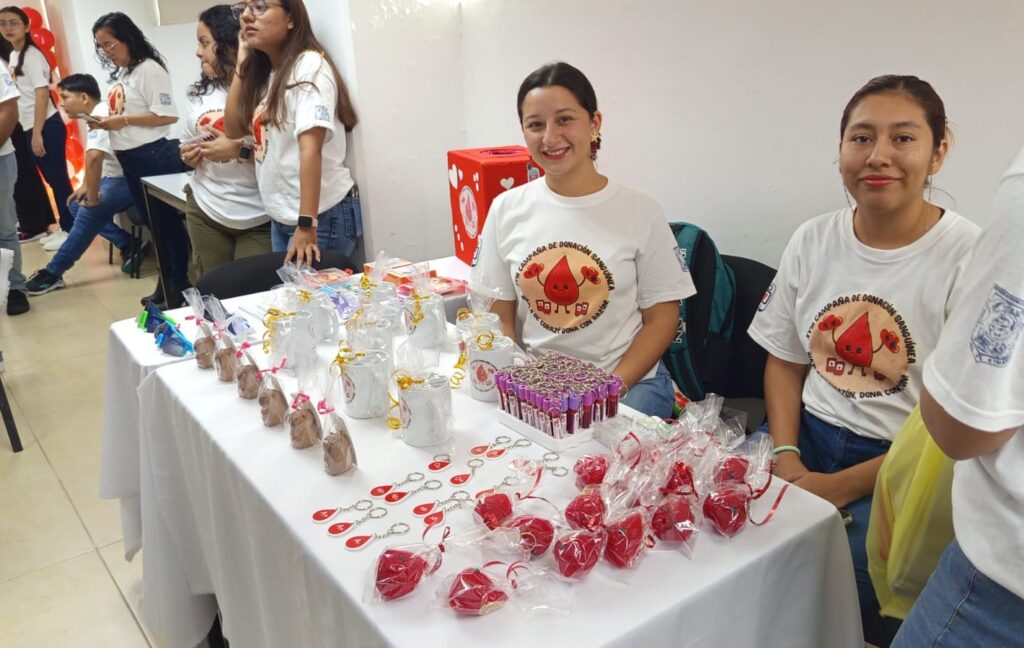 WhatsApp-Image-2025-10-23-at-1.12.22-PM-1024x648 Realizan XVIII Campaña de Donación Altruista de Sangre en la UAC