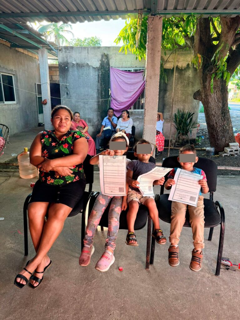 WhatsApp-Image-2025-10-28-at-6.14.22-PM-1-768x1024 Arranca la Caravana del Registro Civil en Campeche para Garantizar el Derecho a la Identidad