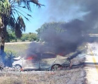 Imagen-de-WhatsApp-2025-11-01-a-las-18.56.59_f21274cc Mujer Pierde la Vida y Dos Menores Lesionados en Solida de Vehículo en la Autopista Campeche - Champotón