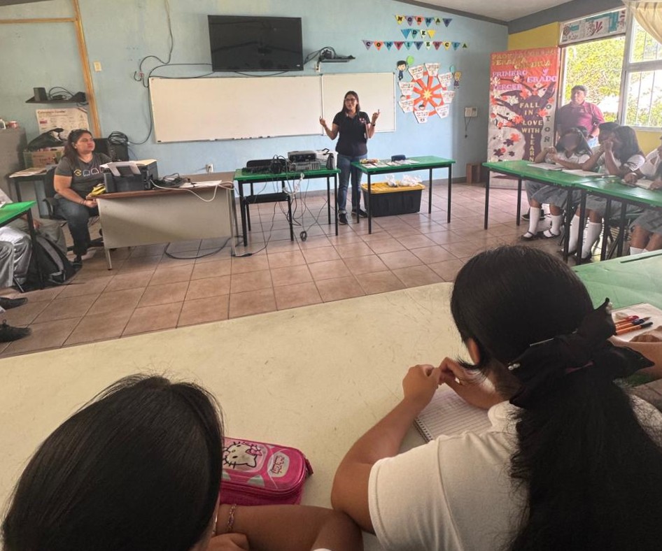 1764697107155 FORTALECEN ATENCIÓN SEXUAL Y REPRODUCTIVA PARA ADOLESCENTES EN CALAKMUL