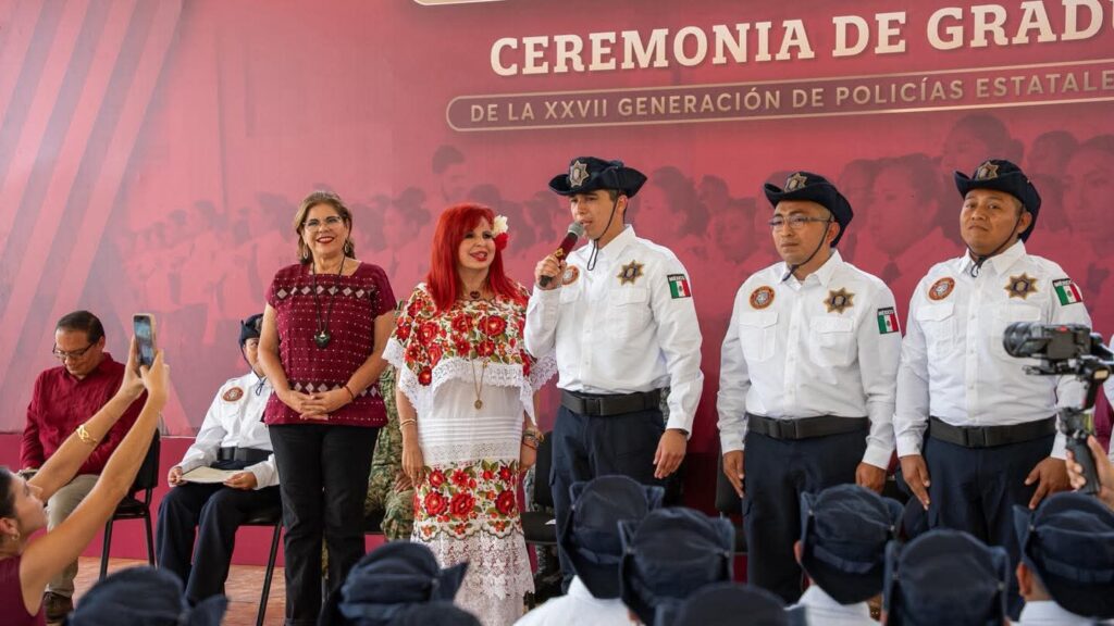 WhatsApp-Image-2025-12-04-at-8.23.00-PM-1024x576 Layda Sansores Y Marcela Muñoz Celebraron la Graduación de la XXVII Generación de Policías Estatales