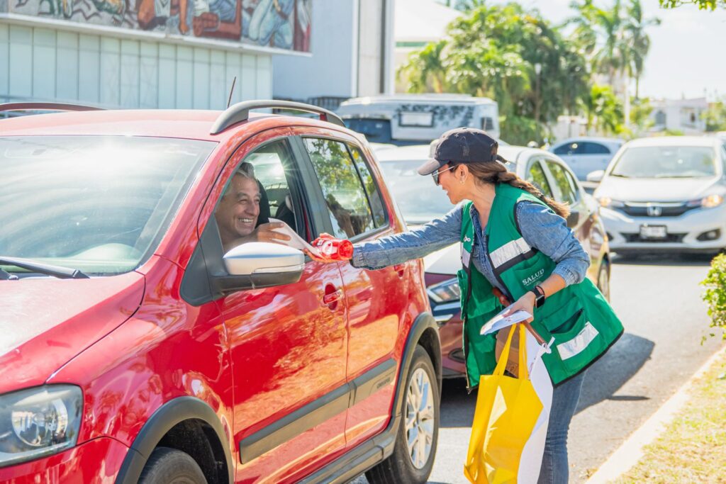 WhatsApp-Image-2025-12-10-at-12.15.51-PM-1024x683 DAN BANDERAZO DE INICIO AL VACUNATÓN