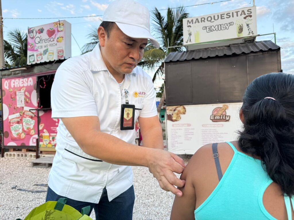 WhatsApp-Image-2026-01-08-at-7.51.00-PM-3-1024x768 Refuerzan Vacunación del Esquema Básico en Ciudad del Carmen