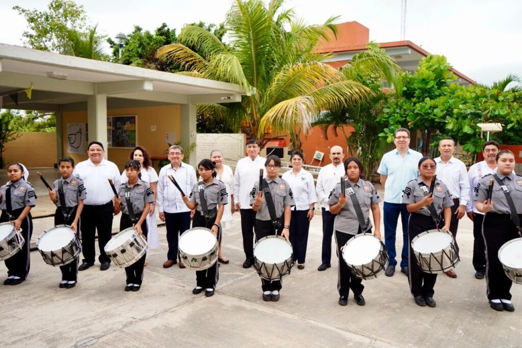 WhatsApp-Image-2026-01-12-at-4.15.10-PM-1024x682 Más de 176 Mil Alumnos Reinician Actividad Escolar en Campeche