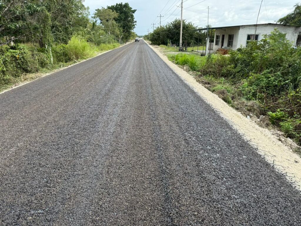 WhatsApp-Image-2026-01-14-at-10.21.53-AM-1-1024x768 Gobierno del Estado Concluyó Mantenimiento de la Carretera Haro-Don Samuel, Escárcega