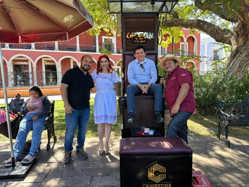 WhatsApp-Image-2026-01-17-at-9.10.33-PM-1-2-1024x768 Adda Solís Entregó Equipamientos a Boleros al Mejorar Imagen del Centro Histórico