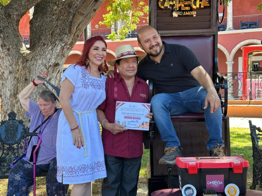 WhatsApp-Image-2026-01-17-at-9.10.33-PM-4-1024x768 Adda Solís Entregó Equipamientos a Boleros al Mejorar Imagen del Centro Histórico