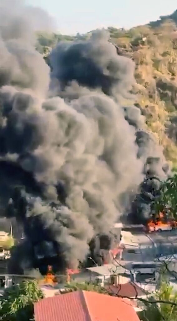 640596549_1461173692382360_8485370724264960523_n-567x1024 Se Desataron Bloqueos en Varios Estados Por Muerte del Máximo Líder del CJNG