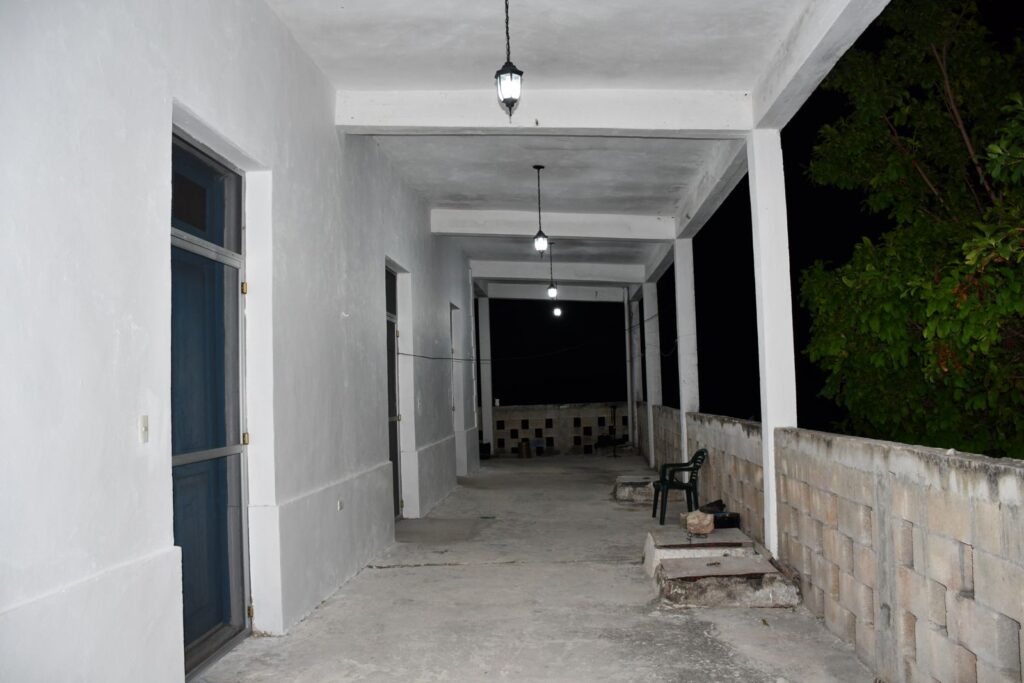 WhatsApp-Image-2026-02-24-at-5.53.23-PM-2-1024x683 Con Inversión de Más de un MDP., APICAM Moderniza Iluminación y Casa del Faro del Morro en Seybaplaya