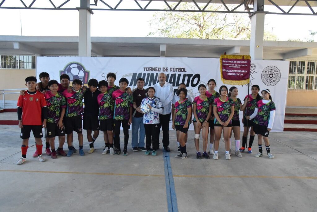 WhatsApp-Image-2026-02-28-at-4.20.24-PM-2-1024x684 ¡Víctor Sarmiento Arrancó el Torneo de Fútbol Escolar “MUNDIALITO 2026”!