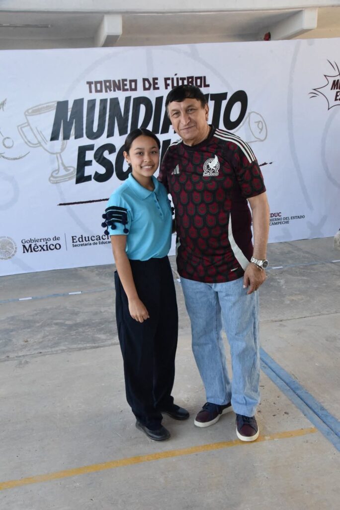 WhatsApp-Image-2026-02-28-at-4.20.24-PM-5-684x1024 ¡Víctor Sarmiento Arrancó el Torneo de Fútbol Escolar “MUNDIALITO 2026”!